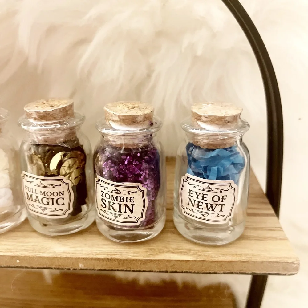 ✂️Bullseye Target Halloween Collection of spell bottles
